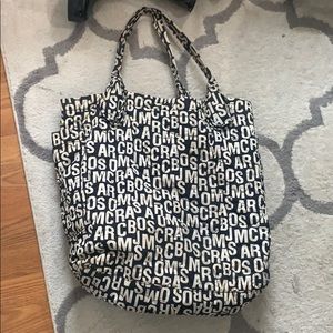 Marc jacobs large tote black and white